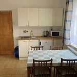 Posta 3* Branná